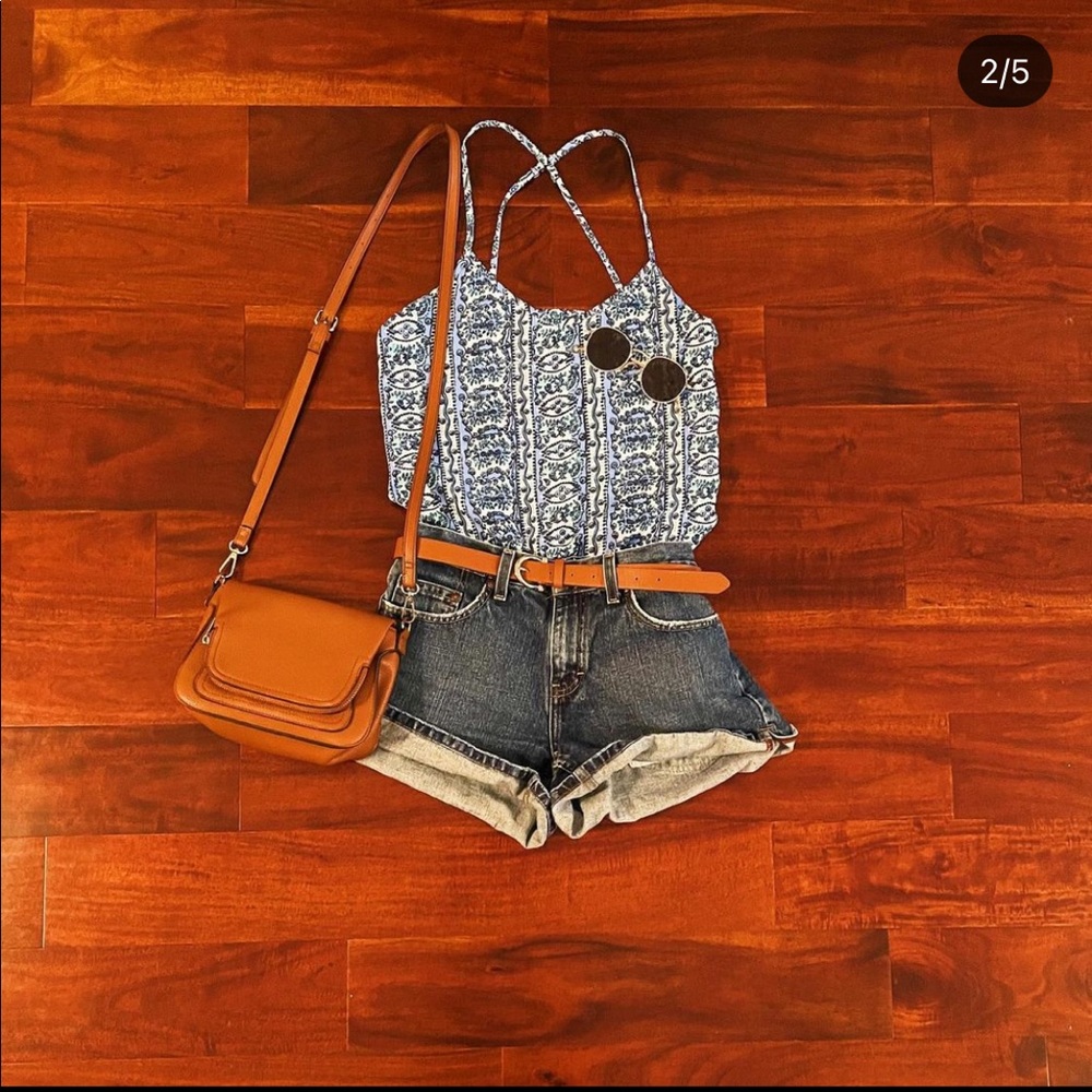Cute Flowy/Loose Hollister Cami with Blue Abstract Details